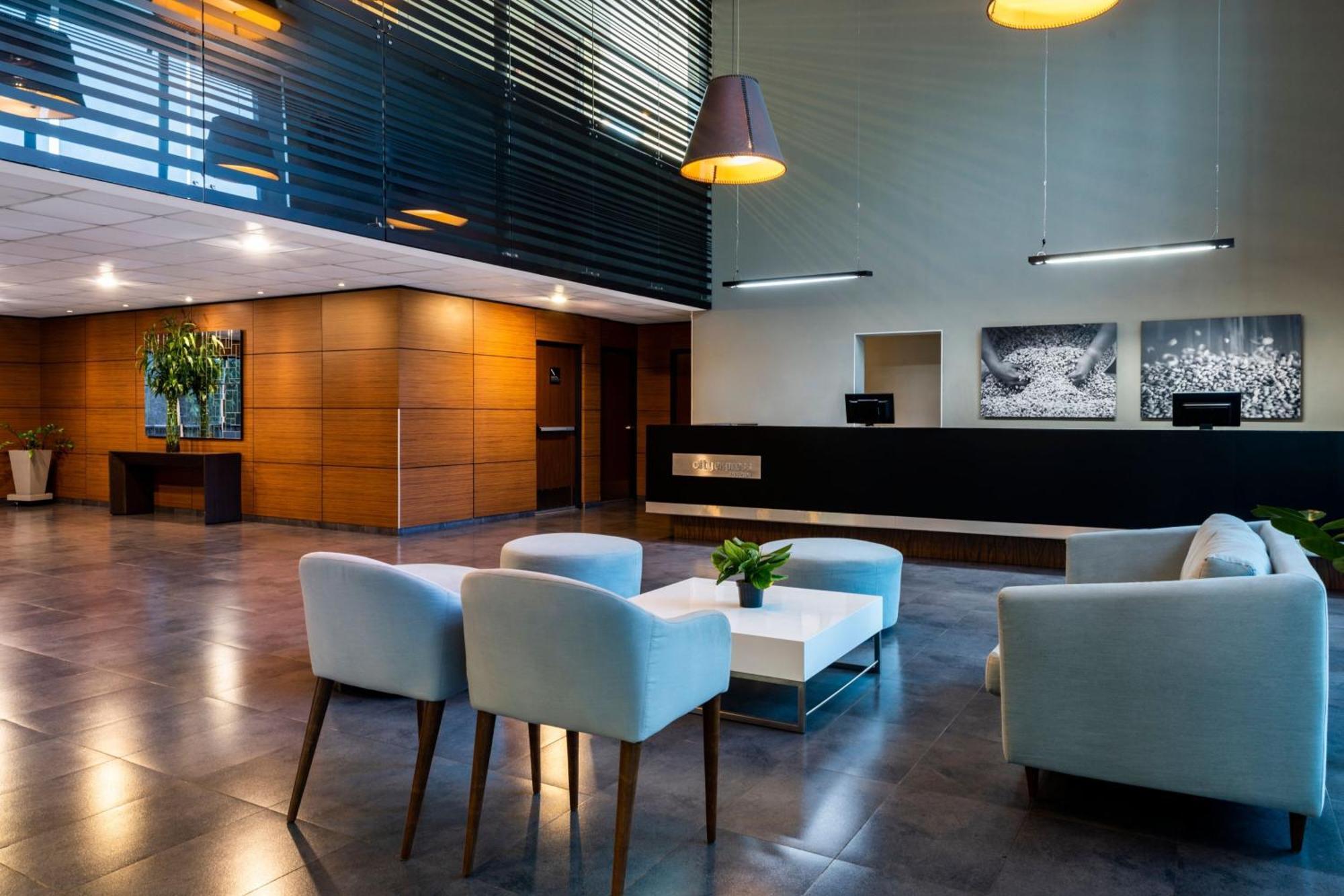 City Express Plus By Marriott Cali Colombia Exterior foto